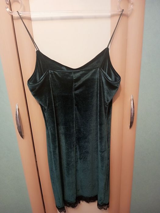 Изумрудное платье  размер S