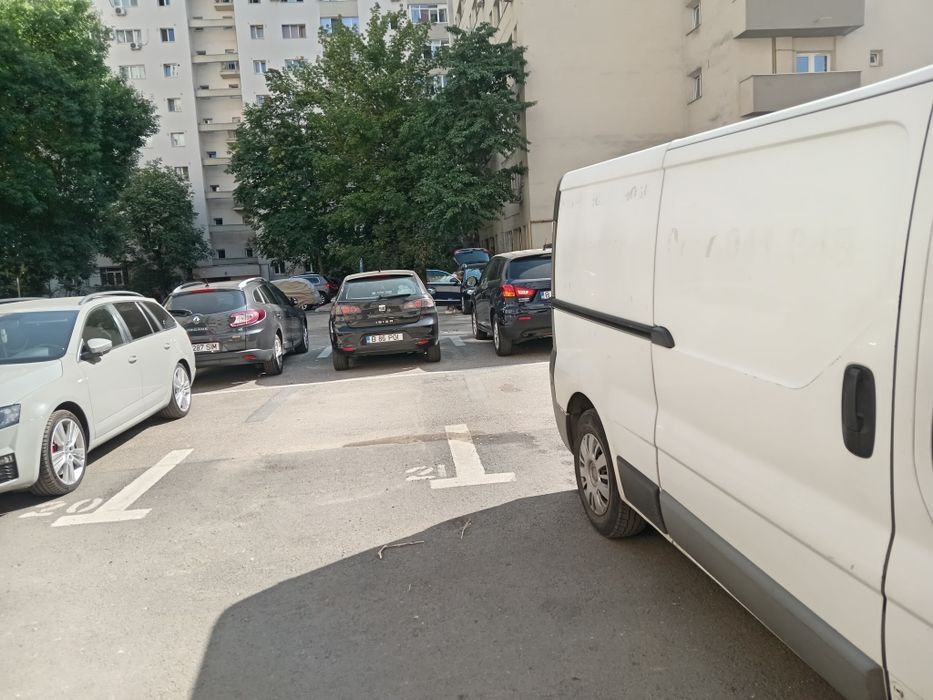 Transport bagaje-Transport mobila / Închiriez Duba cu Sofer
