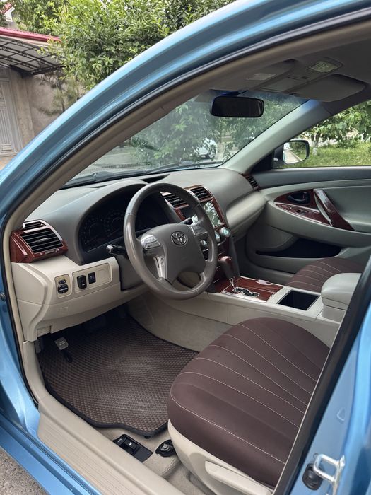 Toyota camry sotiladi 2007