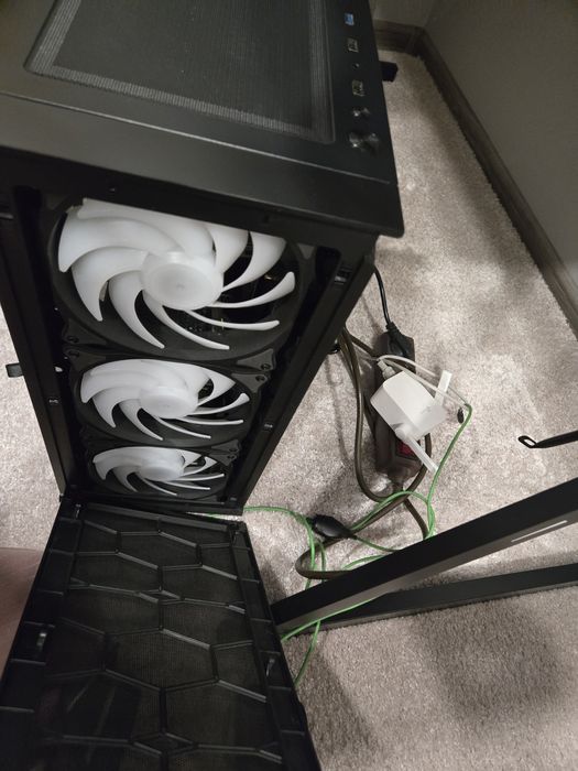 КАТО НОВ! RTX 3060 Gaming PC / i5-12400F