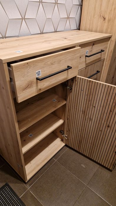 Comode hol cu usa si sertar