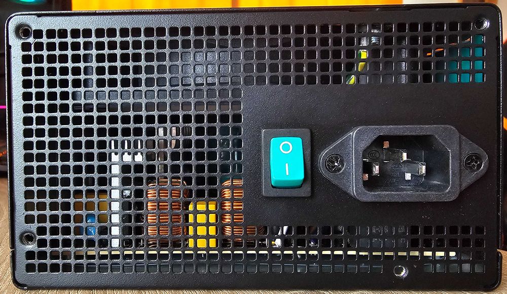 Захранване за компютър DeepCool PK750D, 750W, Active PFC, 80 Plus Bronze, 120mm вентилатор, в гаранция