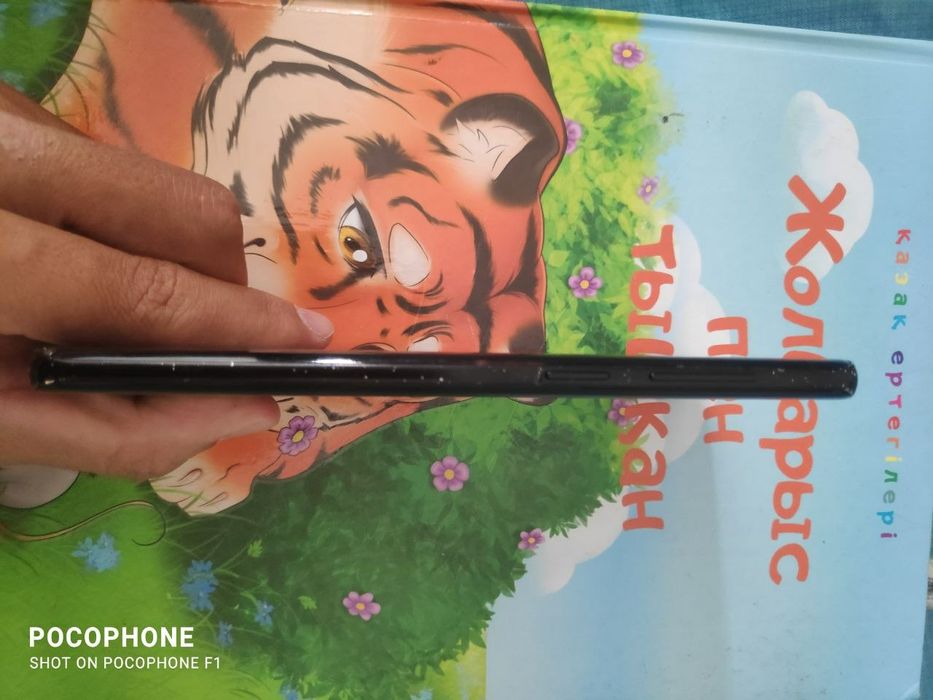 Samsung Galaxy S9 Plus продам