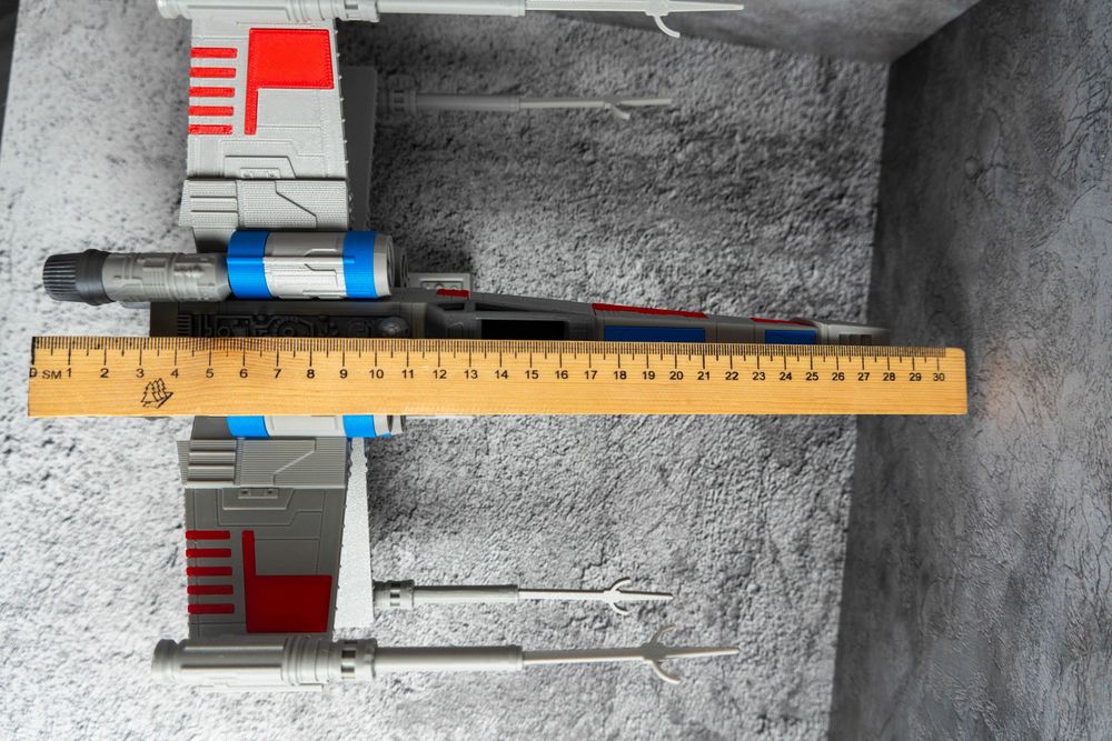 X-Wing - легендарный истребитель из саги "Star Wars" (Звездный Войны)