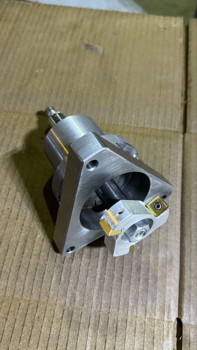 Freza volanta Audi  cutie de viteza