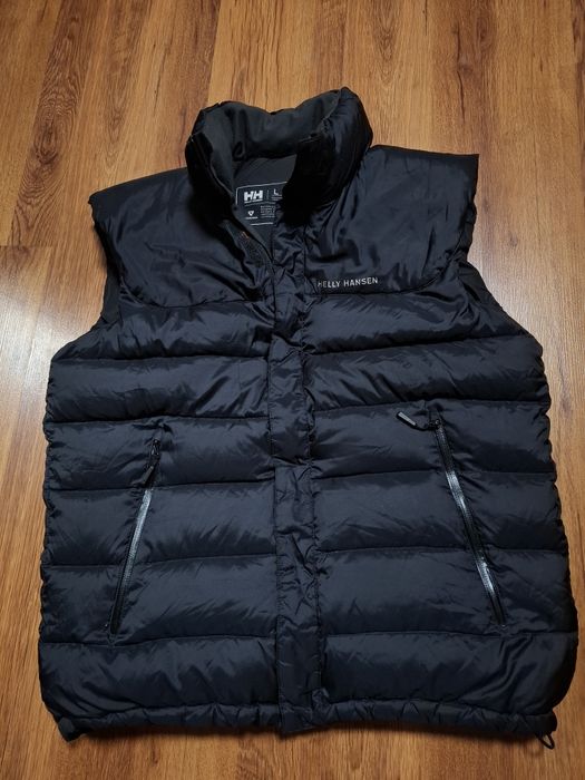 HELLY HANSEN мъжки елек L размер.