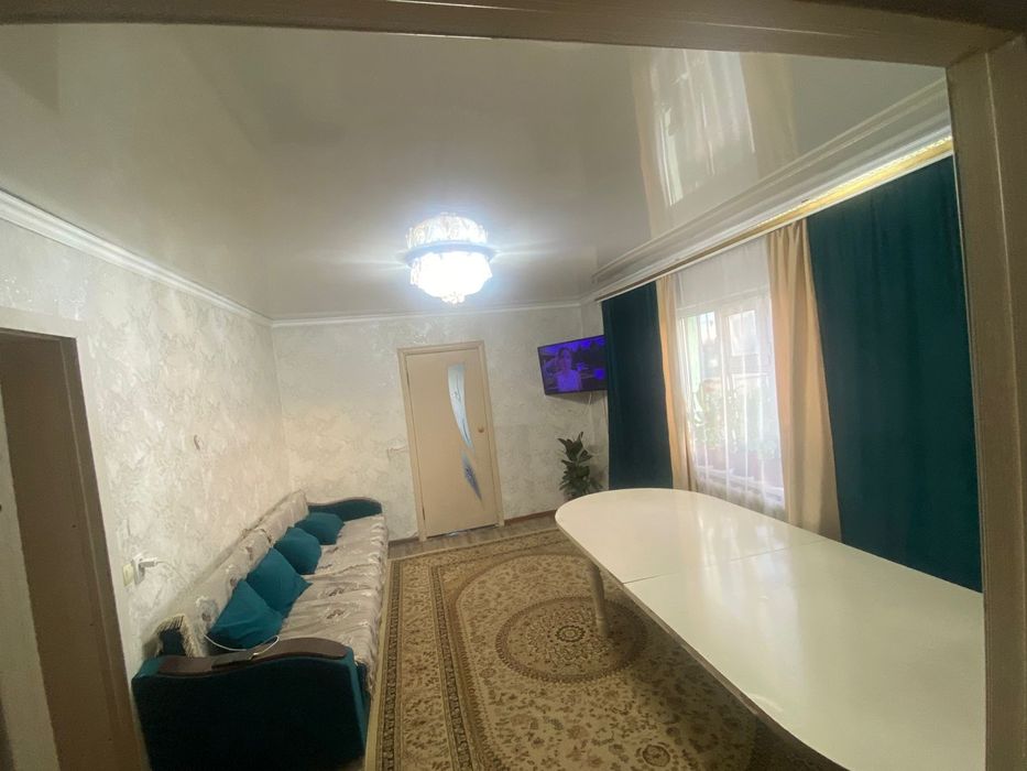 Продам дом красный камень