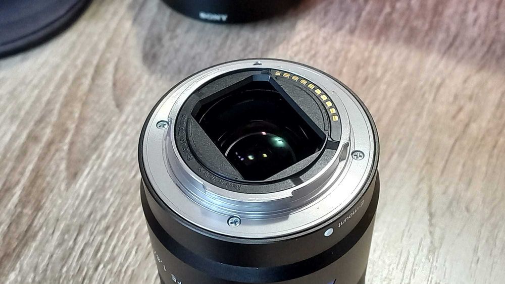 Obiectiv  Sony FE 55mm F1.8 + Filtru ND Variabil bonus