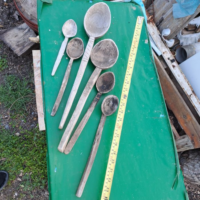 Стари предмети паламарки,лъжици,хурка,дъска