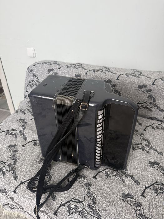 Продам пятый рядный баян