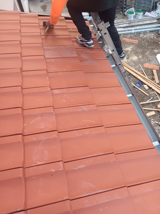 Ремонт на покриви,Хидроизолация,Тенекеджийски услуги,Навеси,Нови покри