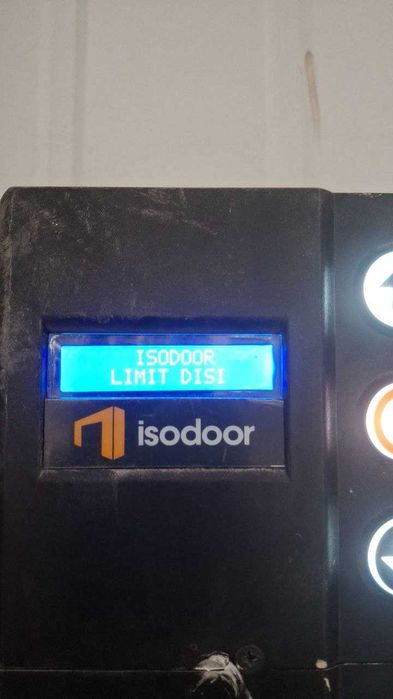 Автоматические секционные ворота, панели и комплектующие, моторы.