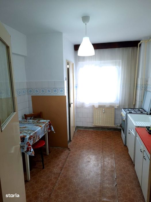 3 camere Trivale , Decomandat / LIBER , finisaje clasice !