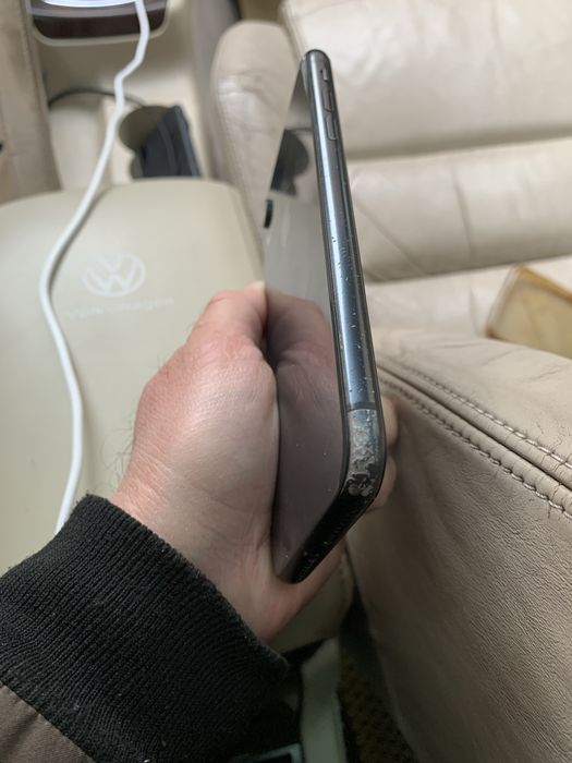 iPhone XR 64gb 72%