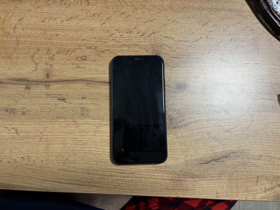 Продам Iphone 11 64 гб