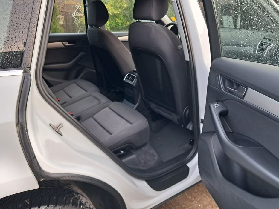 Vand Audi Q5/ Quattro 4×4/ 2.0 Diesel 190 cai /Automat/Euro 6/2015