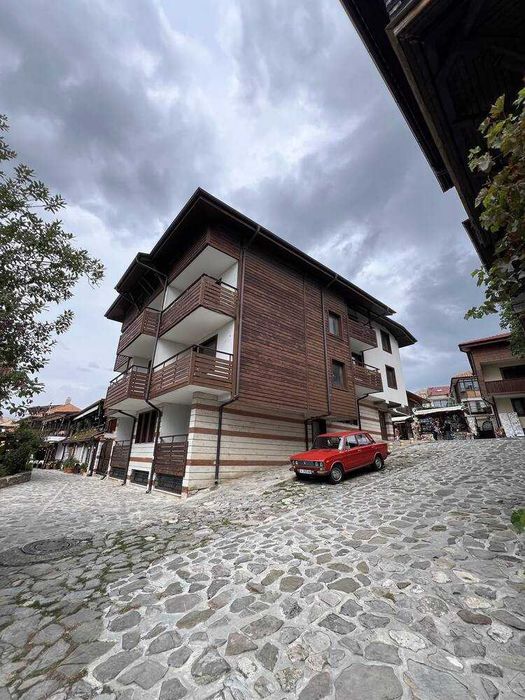 Продава се Хотел в Несебър - 900 кв.м за 2889 €/кв.м - Снимка #1