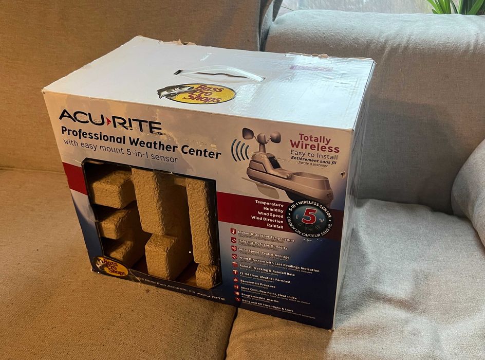 Statie meteo profesionala wireless AcuRite 5 in 1 noua la cutie