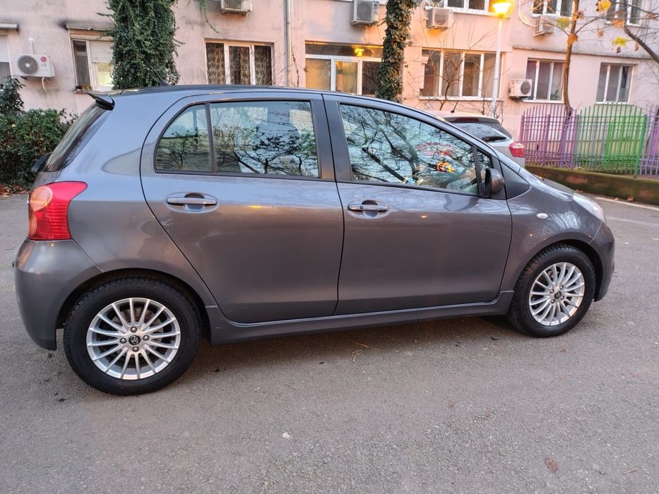 TOYOTA Yaris 2008