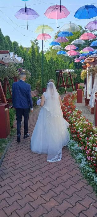 Rochita de mireasa stil printesa!