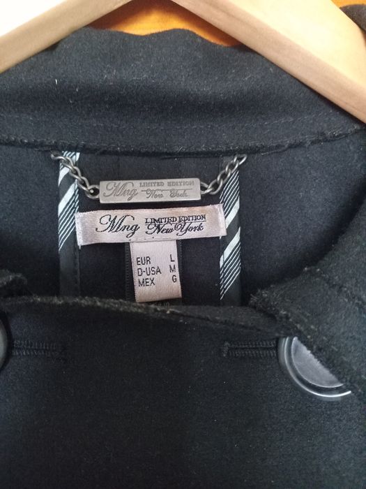 Лёгкое драповое полупальто. Mango.