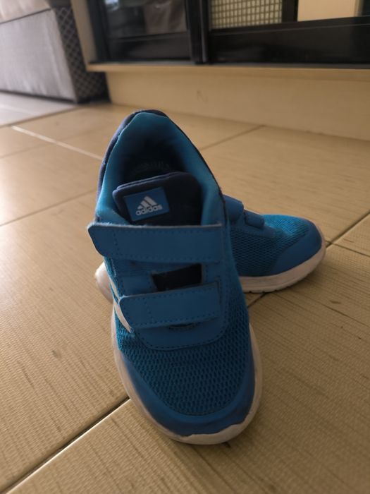 Детские кроссовки adidas