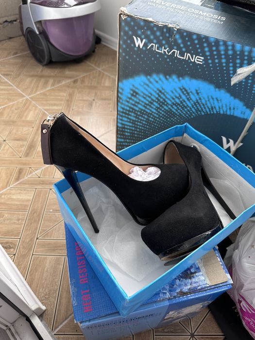 Продам туфли по 5000