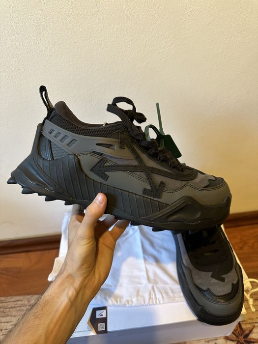 OFF-White Odsy-1000 Black Fuchsia Grey