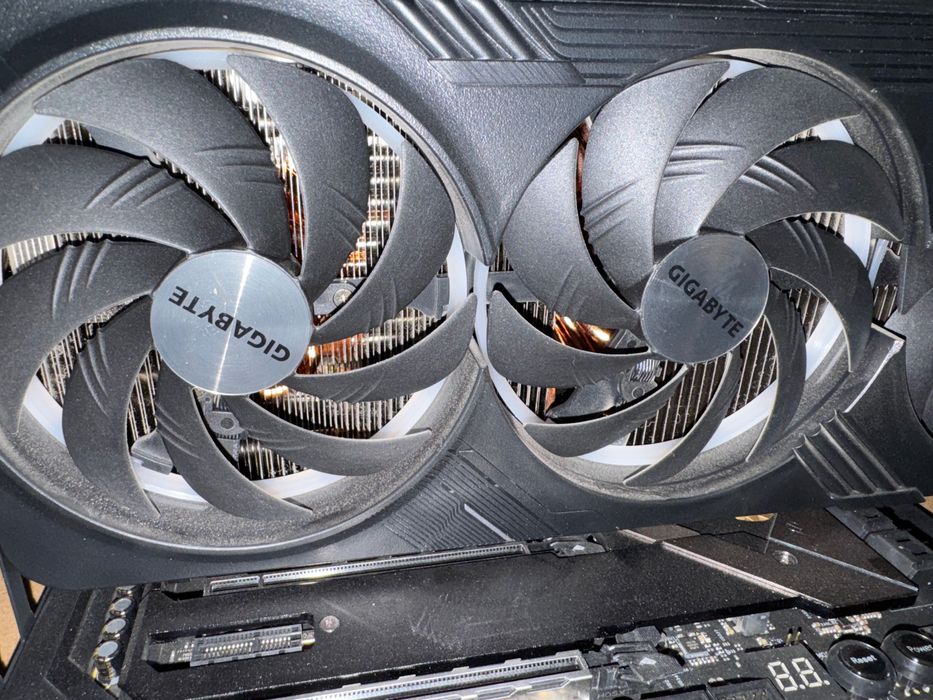 RTX 4090, Ryzen 5950x, 64Gb RAM