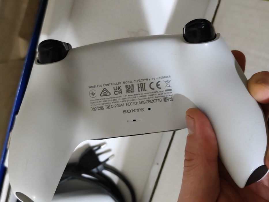 PS 5 original EAC 2 жестик и дисков