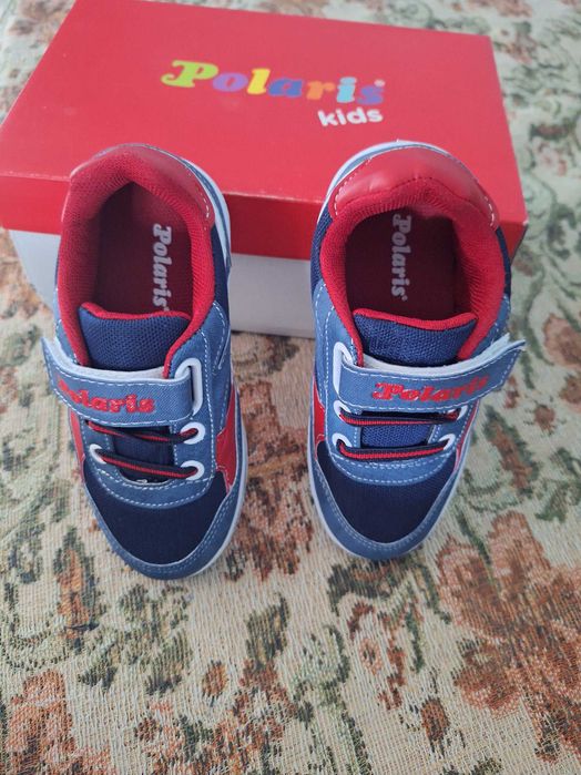 Детски обувки-за момче