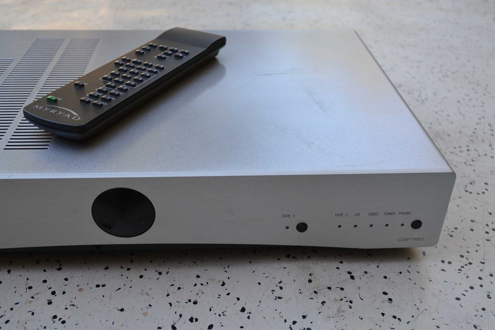 Amplificator Myryad Cameo cu Telecomanda