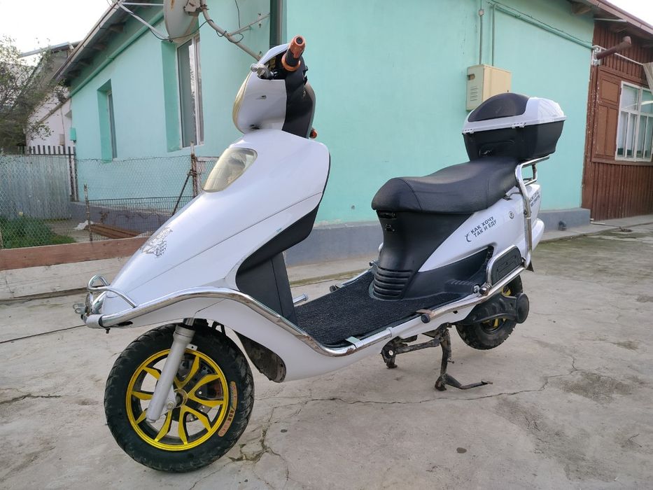 Продаëться электро скутер не дорого