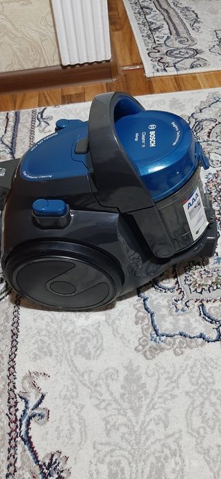 Пылесос Bosch Cleanń  Allergy ( без мешка )