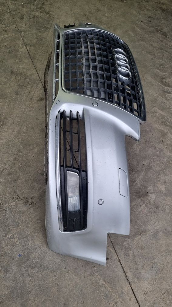 Bara Fata Audi A C An Facelift Spoiler Fata Audi A C Tdi Ungheni Olx Ro