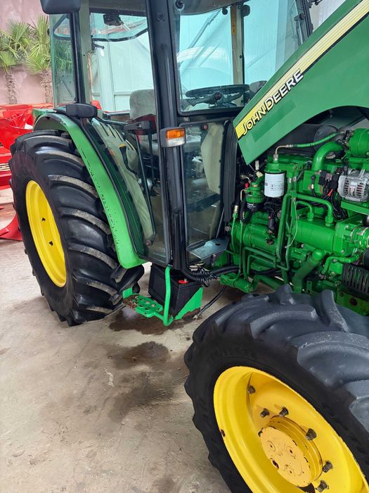 Tractor John Deere de 90 CP 2500 ore Case Claas New Holland Fiat 88 94 80 90 John Deere 5100 5090