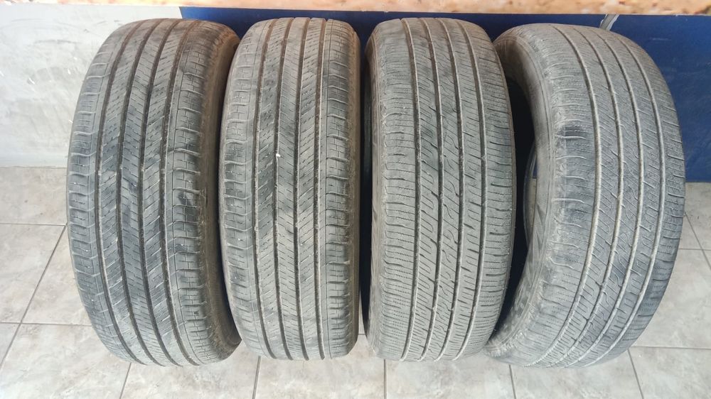 Шины 225/60R18 (4шт)