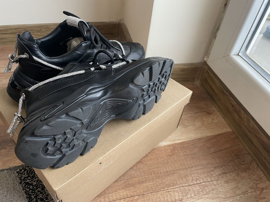 Сникърси Steve Madden