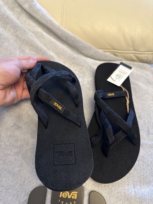 Slapi dama TEVA marimea 38 NOI