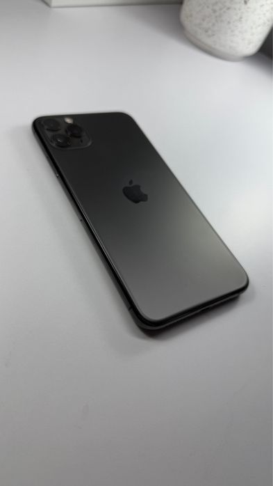 iPhone 11 Pro Max Space Gray, 64 GB , 84% baterie, in stare perfecta