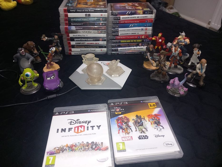 Jocuri ps3 si figurine