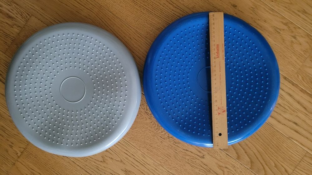 Продам массажный коврик  надувной