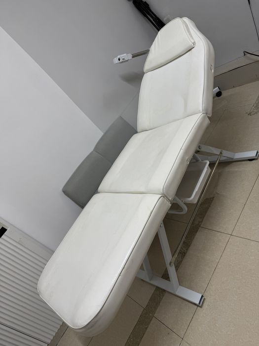 Продам кушетку в хорошем состоянии