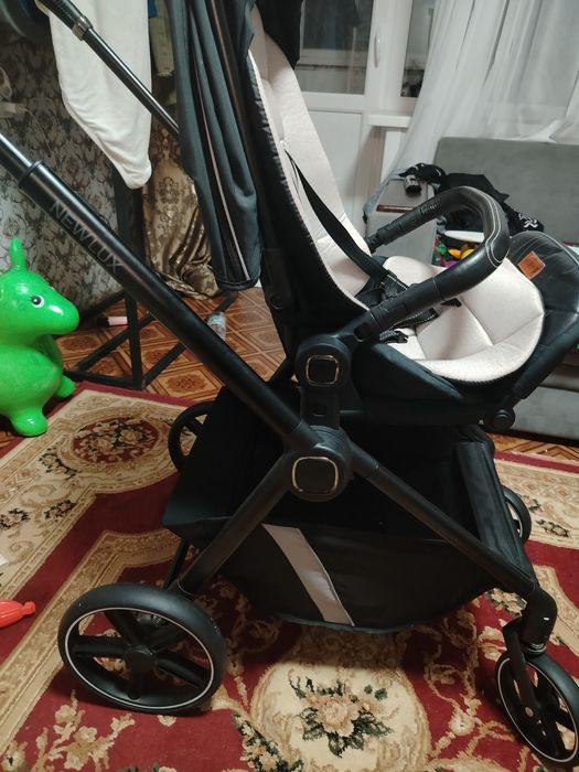 Продам коляску в хорошем состоянии