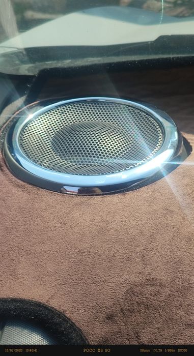 Spark eshik stoyka glansoviy (glansoviy) глянцевый Salondagi kalonka,