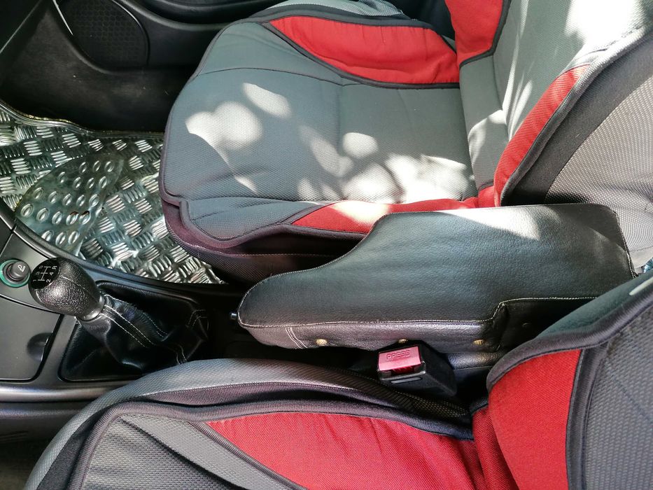 подлакътник за централна конзола