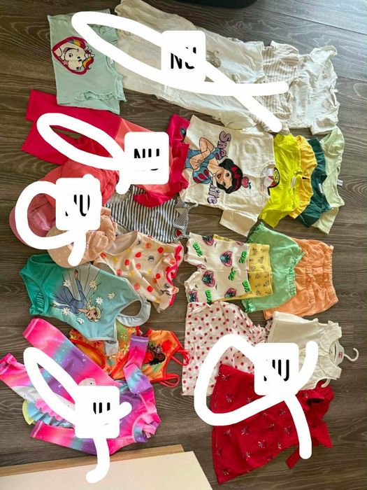 Vand lot haine fetita marime 92