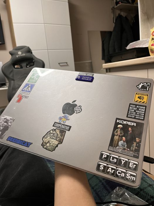 Macbook Pro 16 m1 pro 16/512