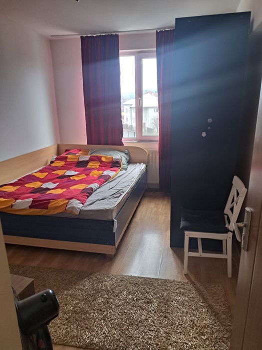 Apartament de închiriat