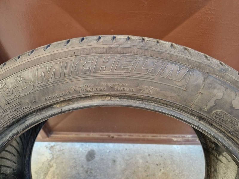 1 Michelin R20 255/45
лятна гума 
DOT0220